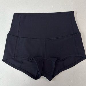 Lululemon High Rise 2” Yoga Short